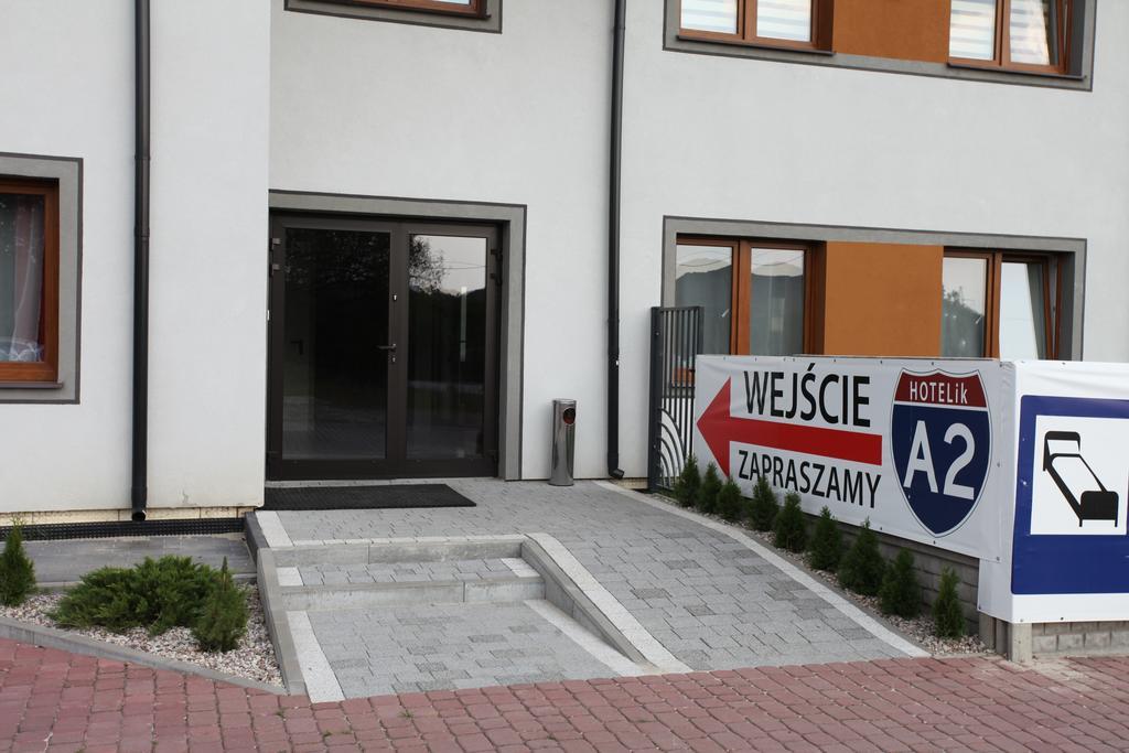 Hotelik A2 Pruszkow Exterior photo